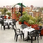 Emerald Garden Club Ltd.